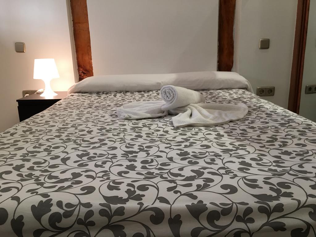 Apartamentos Good Stay Prado มาดริด ภายนอก รูปภาพ