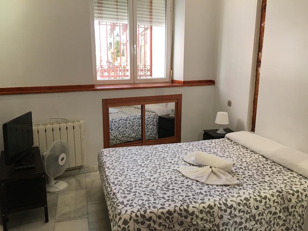 Apartamentos Good Stay Prado มาดริด ภายนอก รูปภาพ