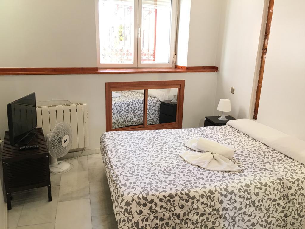 Apartamentos Good Stay Prado มาดริด ภายนอก รูปภาพ