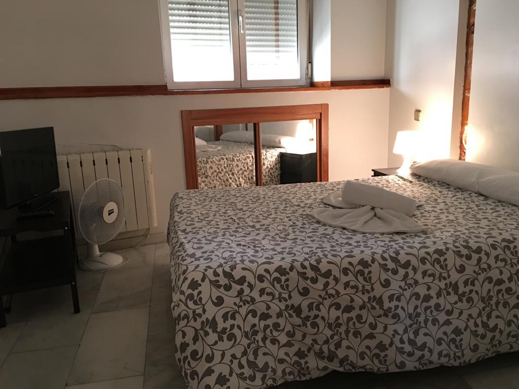 Apartamentos Good Stay Prado มาดริด ภายนอก รูปภาพ