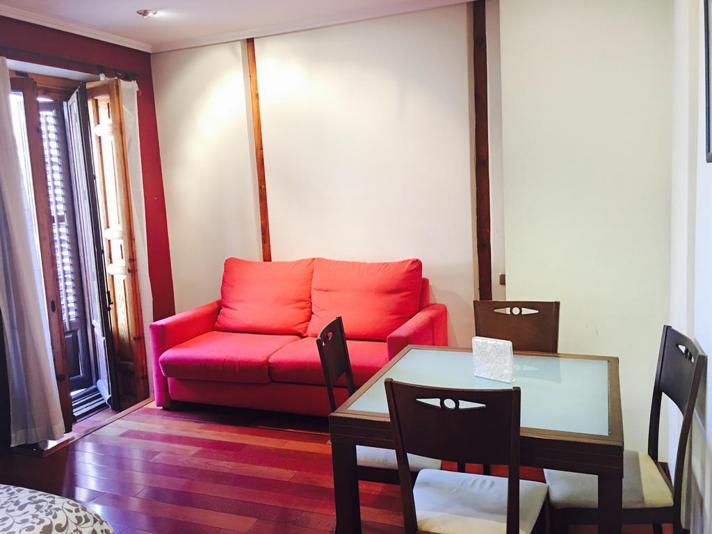 Apartamentos Good Stay Prado มาดริด ภายนอก รูปภาพ